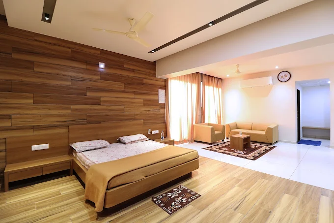 Five Bed Group Room Dwarka